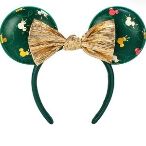 NWT 2024 Disney holiday Minnie ears